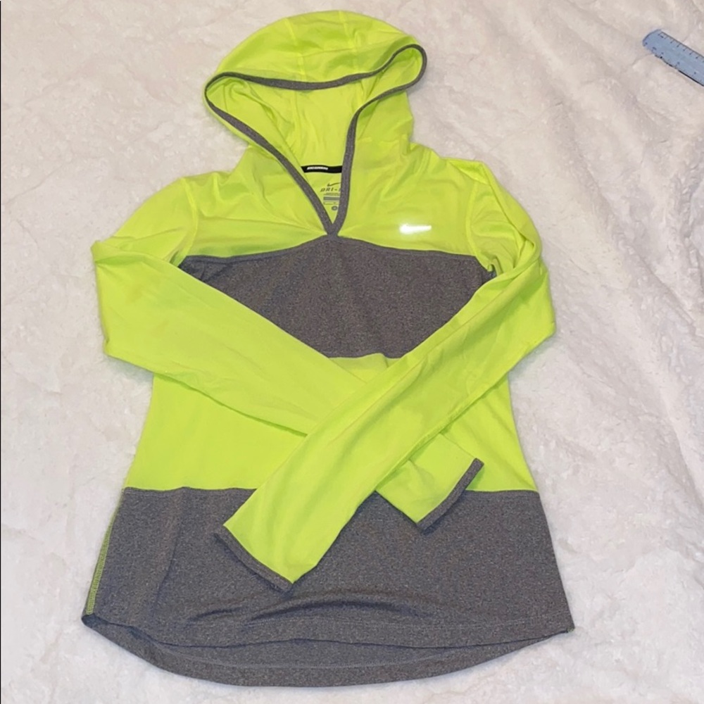 NIKE Light-Weight Dri-Fit Hoodie